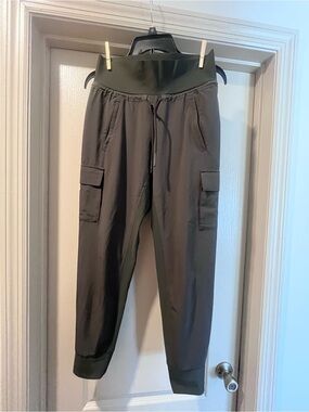 Athleta Black Women's Cargo Jogger Track Pants dark green